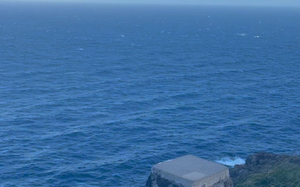 view of the water from lighthouse hike in oahu